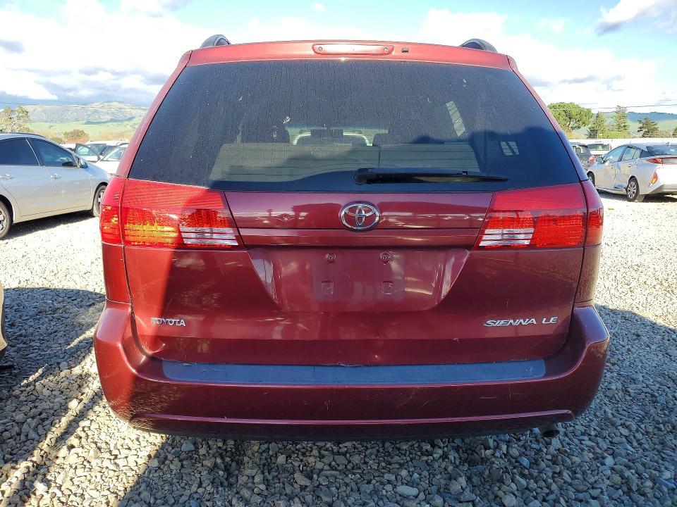 2004 Toyota Sienna le 7 Passenger