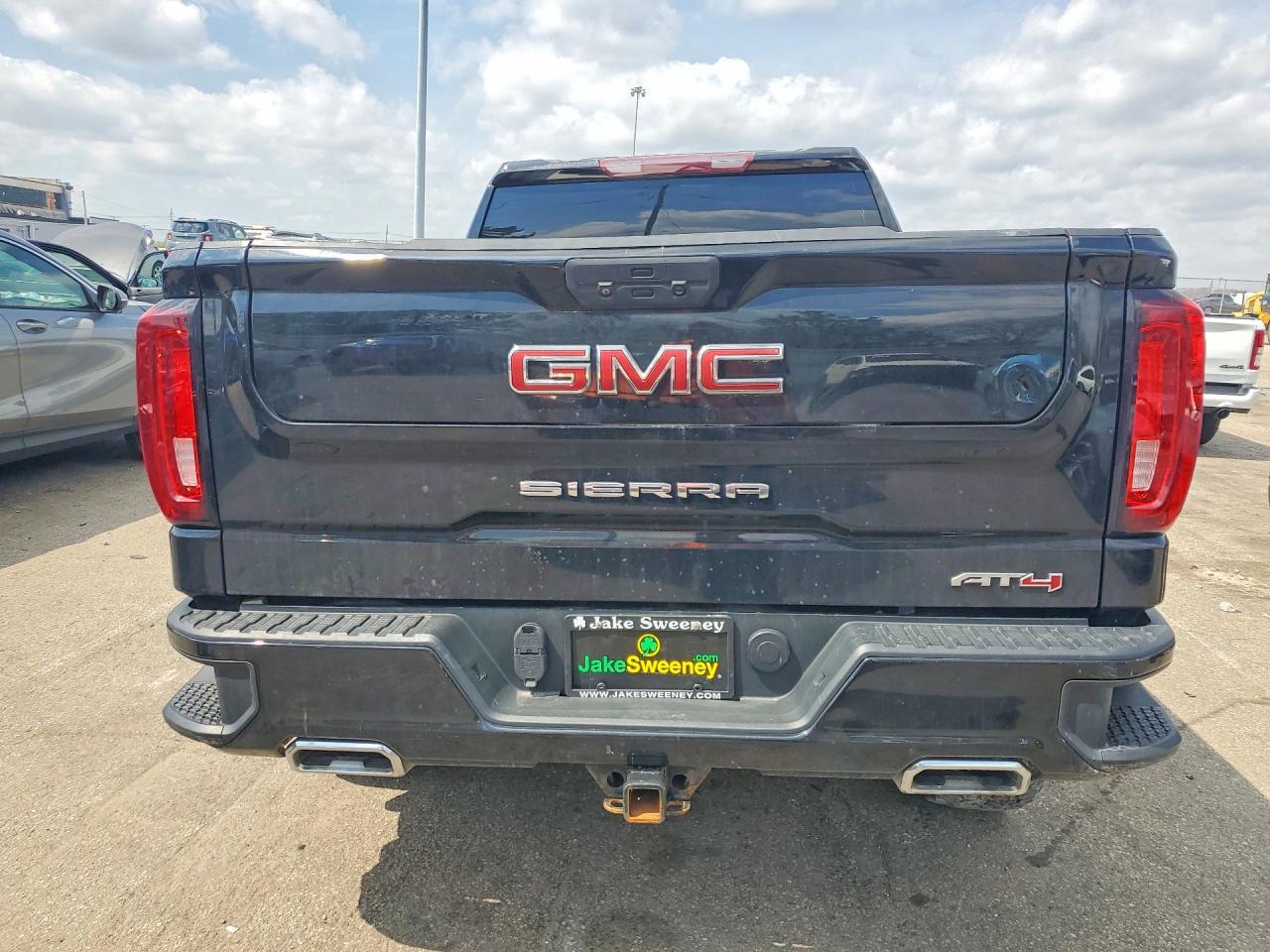 2021 GMC Sierra K1500 AT4