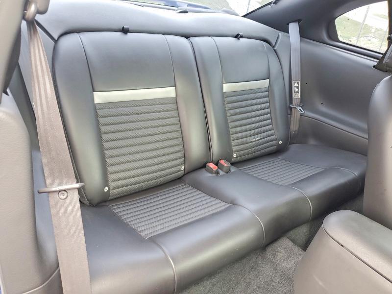 2003 Ford Mustang Mach i