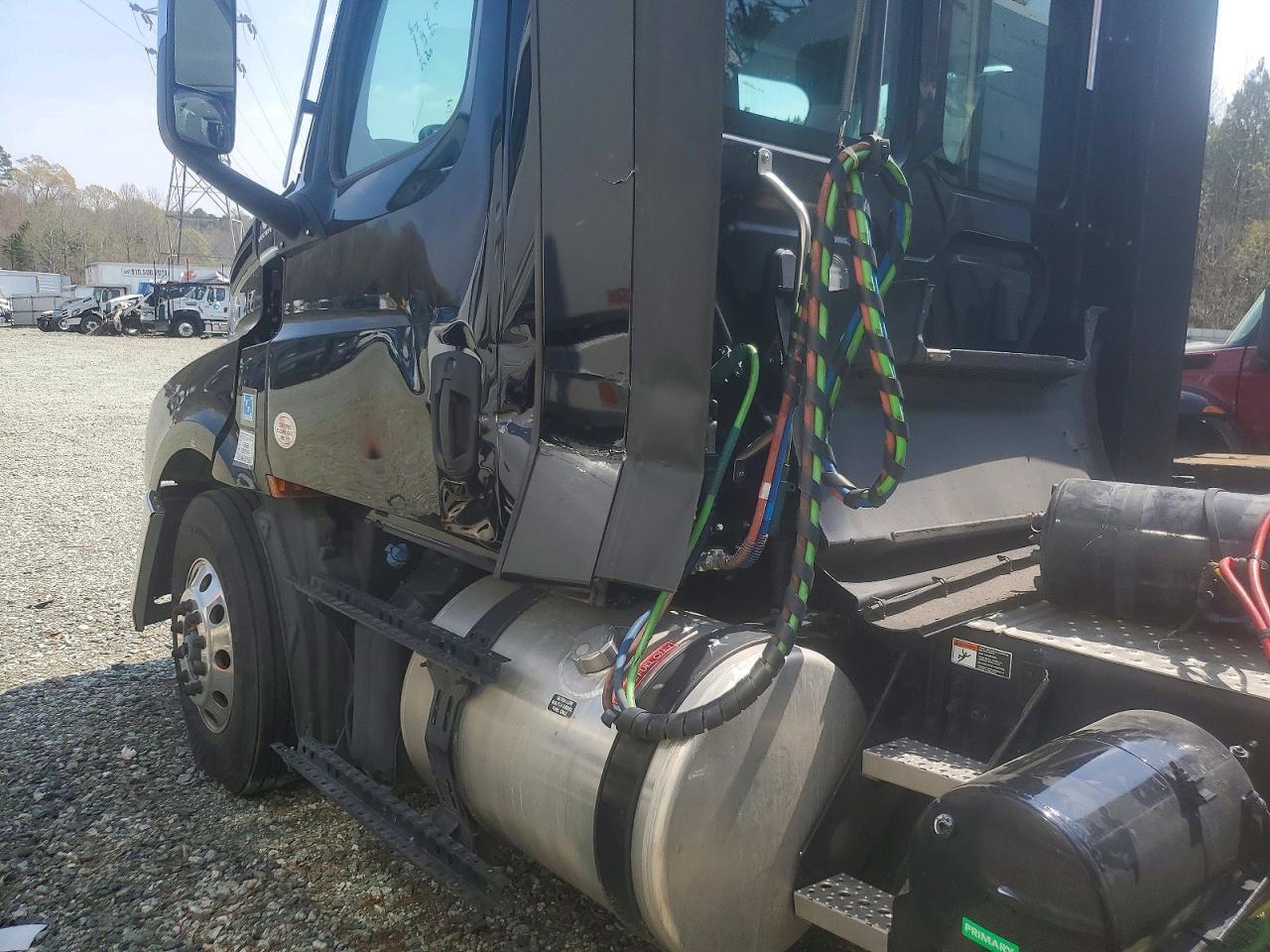 2024 Freigliner 2024 Freightliner Cascadia 126 Semi Truck