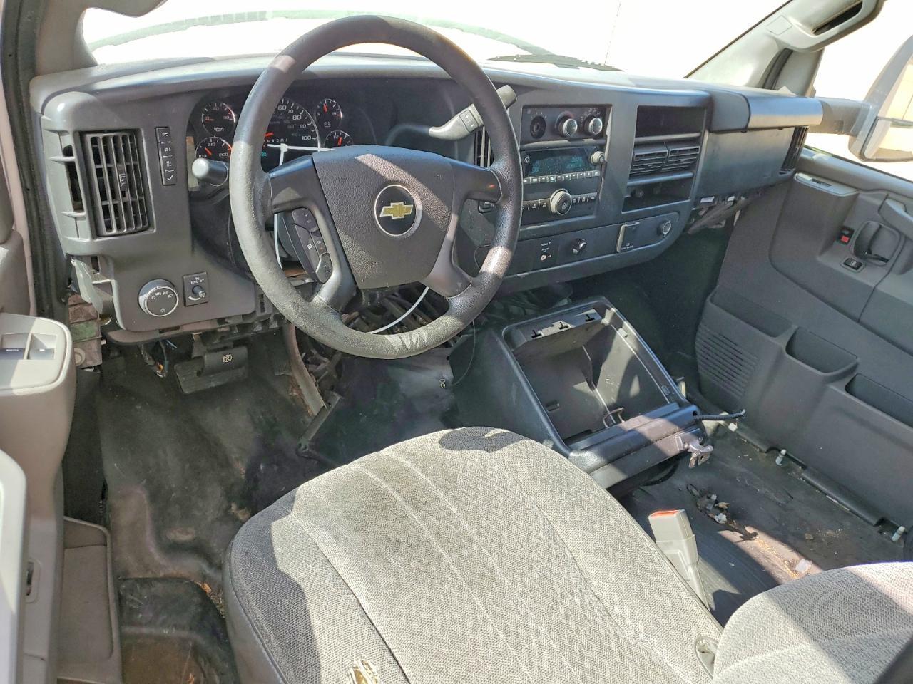 2016 Chev Rolet Express Refrigerated BOX Truck