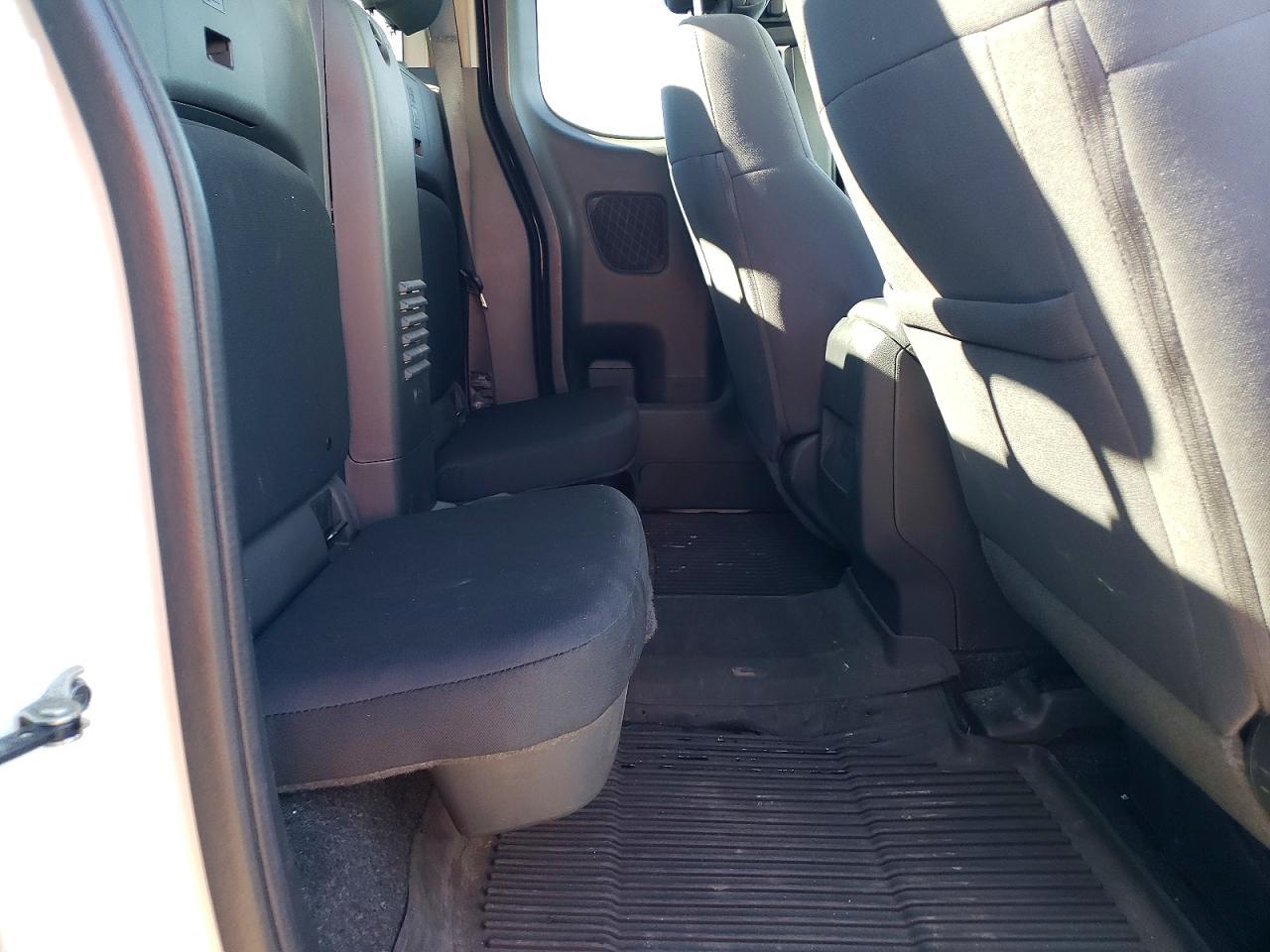 2023 Nissan Frontier S