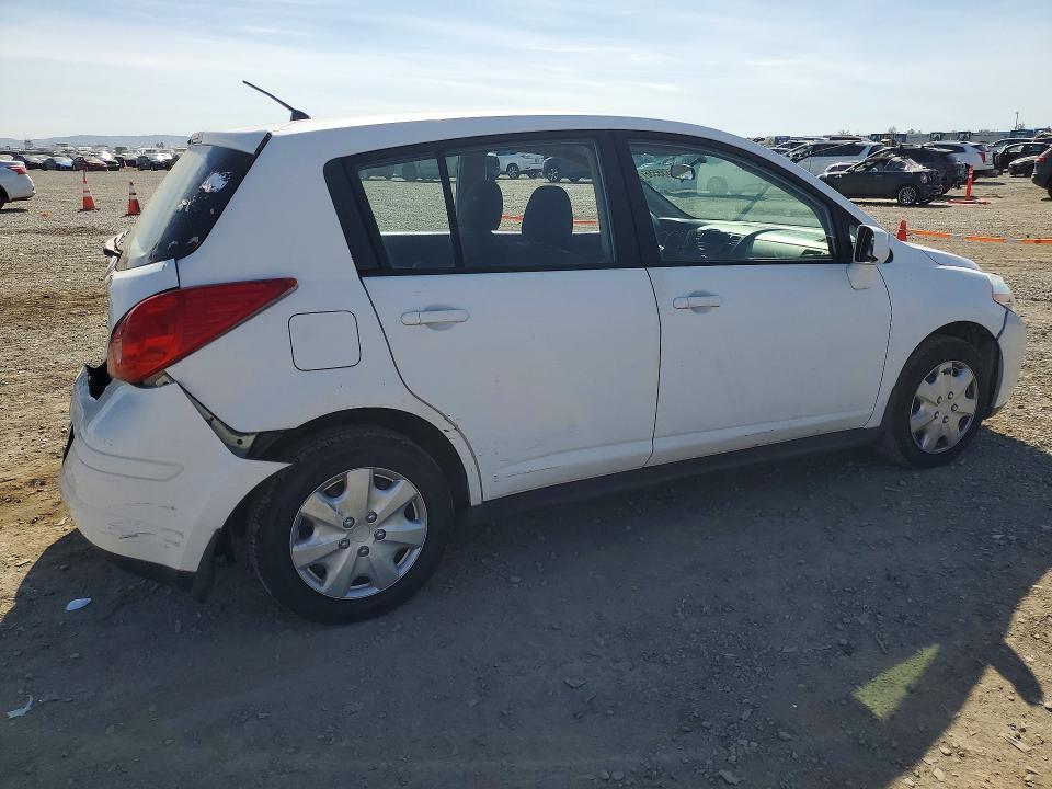 2009 Nissan Versa 1.8 s