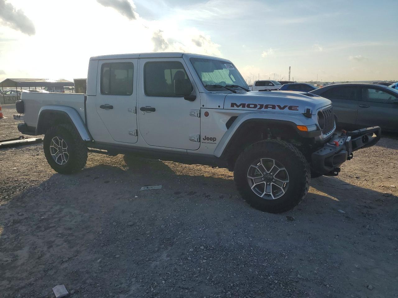 2024 Jeep Gladiator Mojave