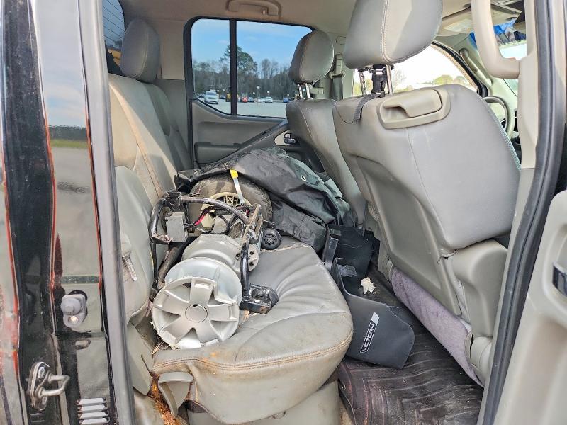 2009 Nissan Frontier SE V6