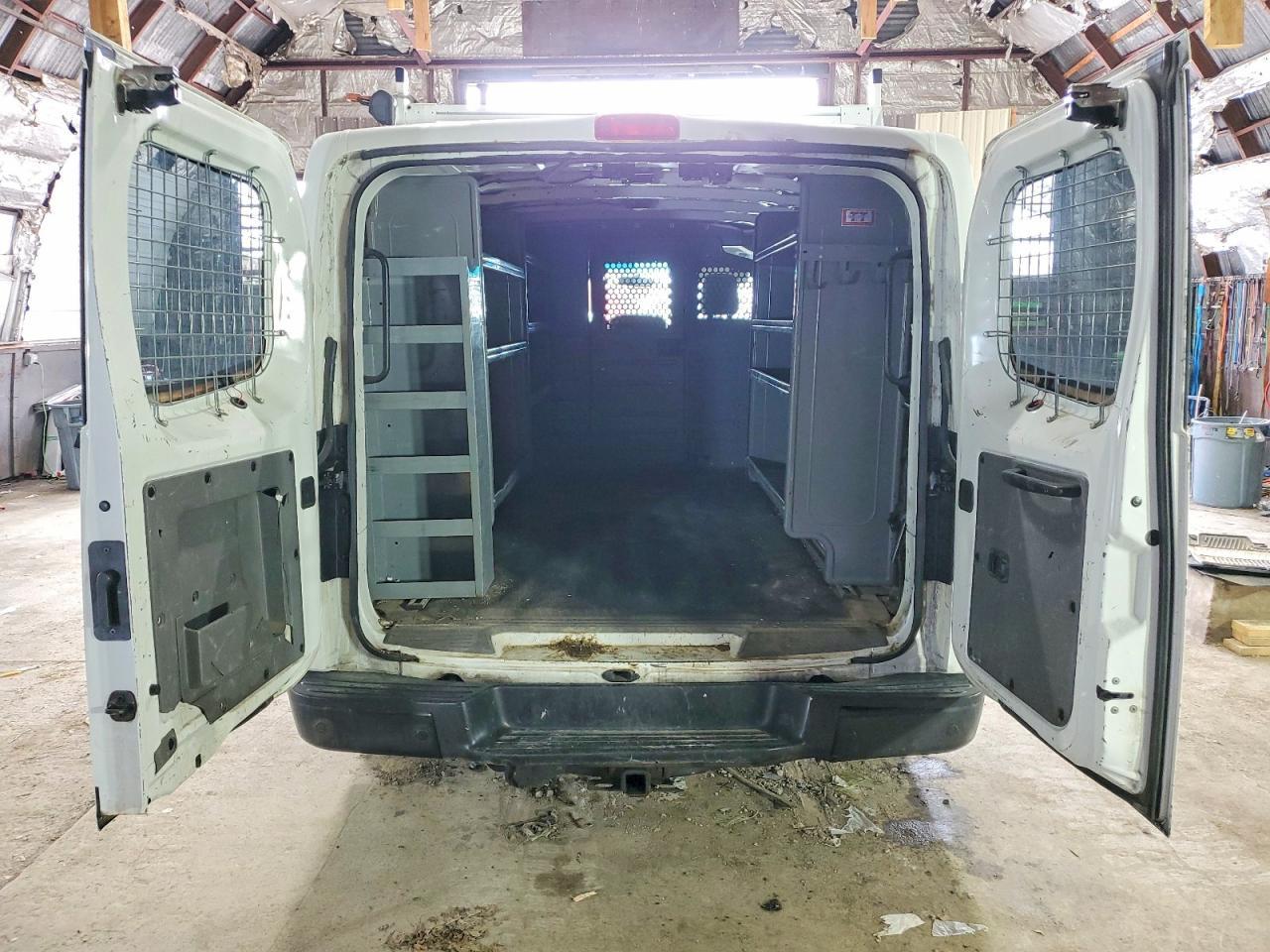 2015 Niss AN NV 2500 Utility / Service Van