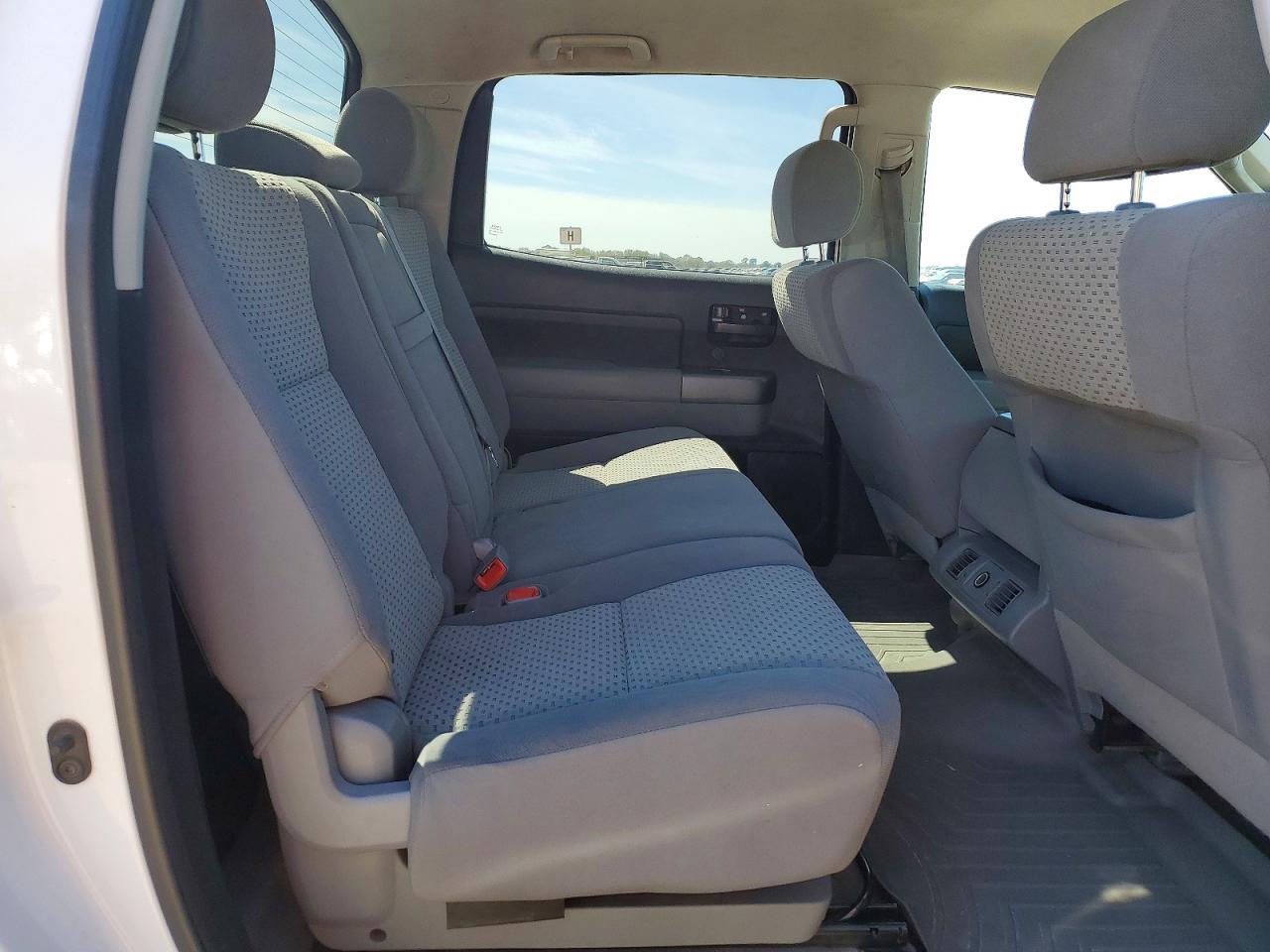 2011 Toyota Tundra Grade