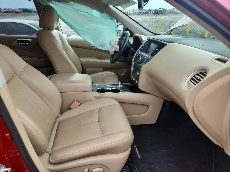 2019 Nissan Pathfinder sl