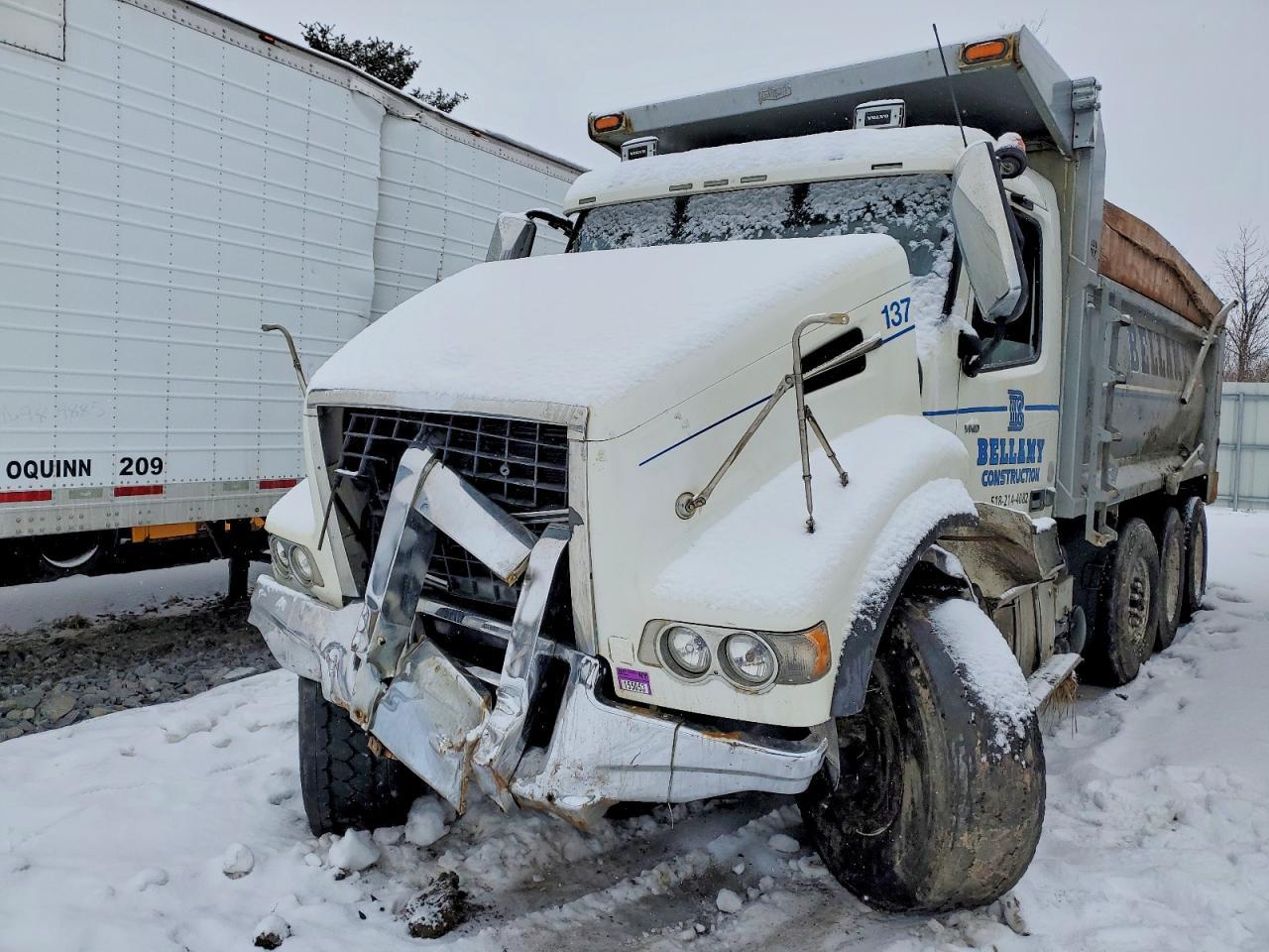 2019 Volv O VHD Dump Truck