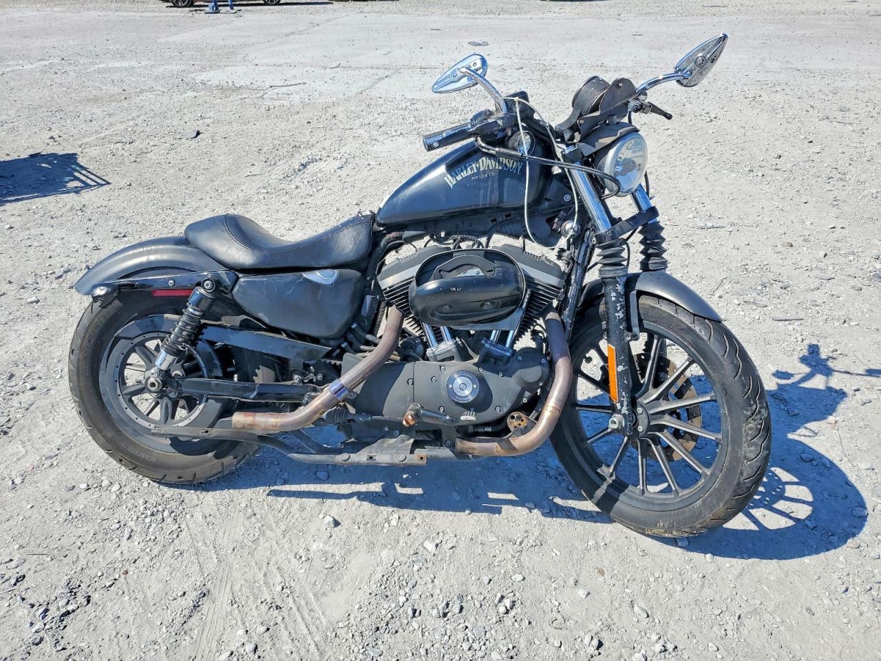 2015 Harley-Davidson XL883 Iron 883