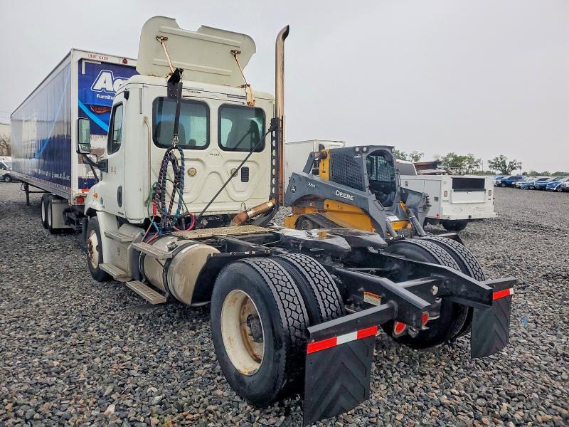 2012 Freigliner 2012 Freightliner Cascadia Semi Truck