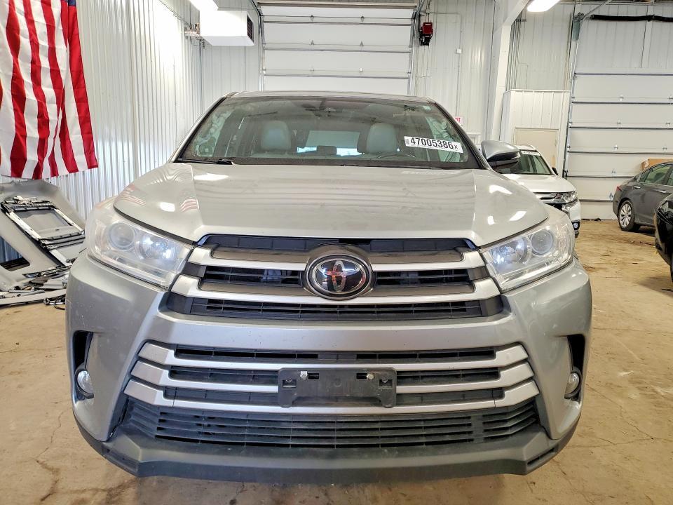 2017 Toyota Highlander xle