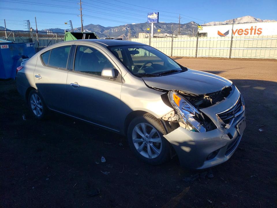 2014 Nissan Versa 1.6 sl