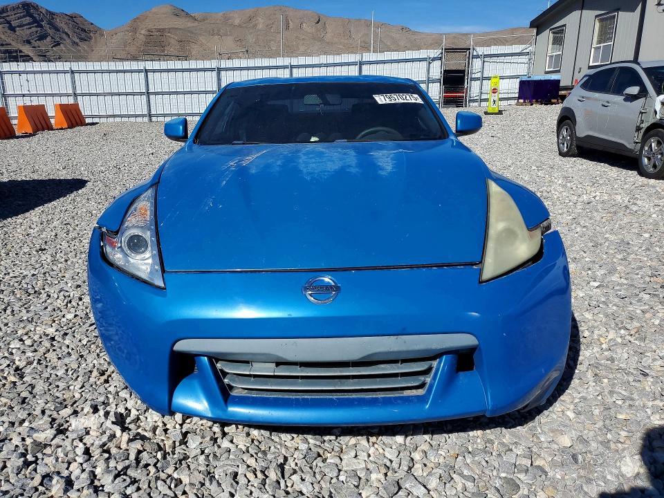 2009 Nissan 370z Base