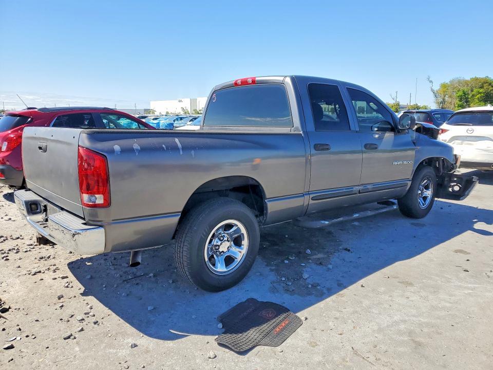 2004 Dodge RAM 1500 ST