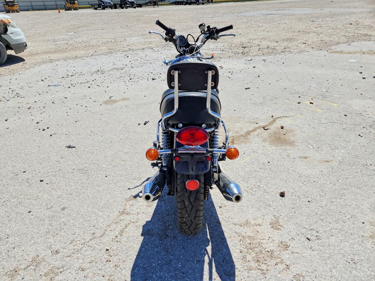 2011 Trum Bonneville