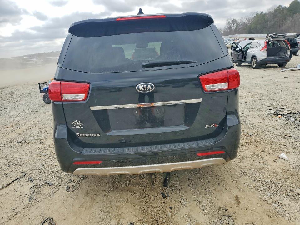 2016 KIA Sedona Limited