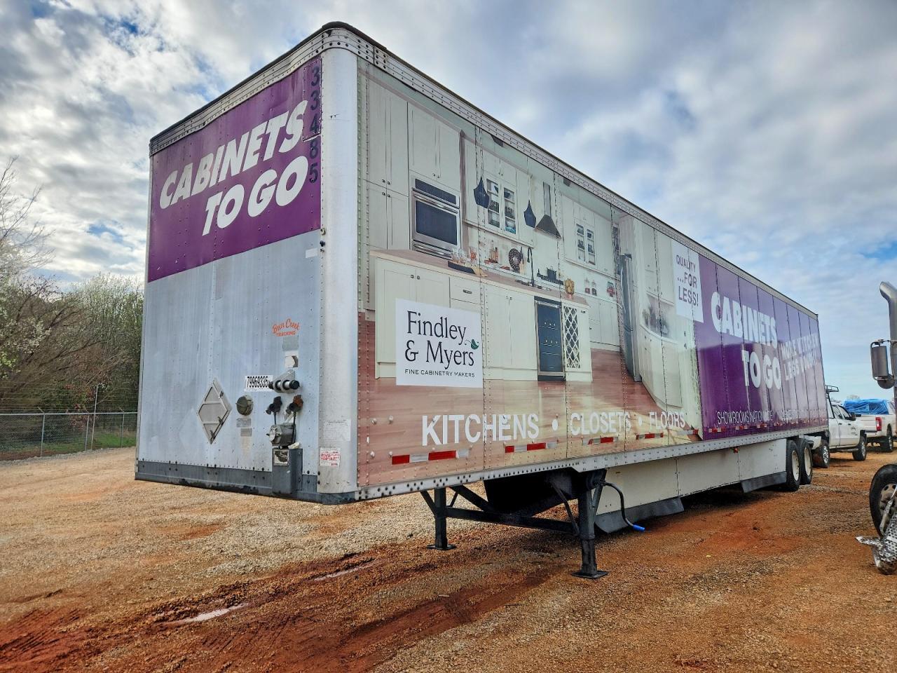 2009 Vanguard DRY Van Trailer