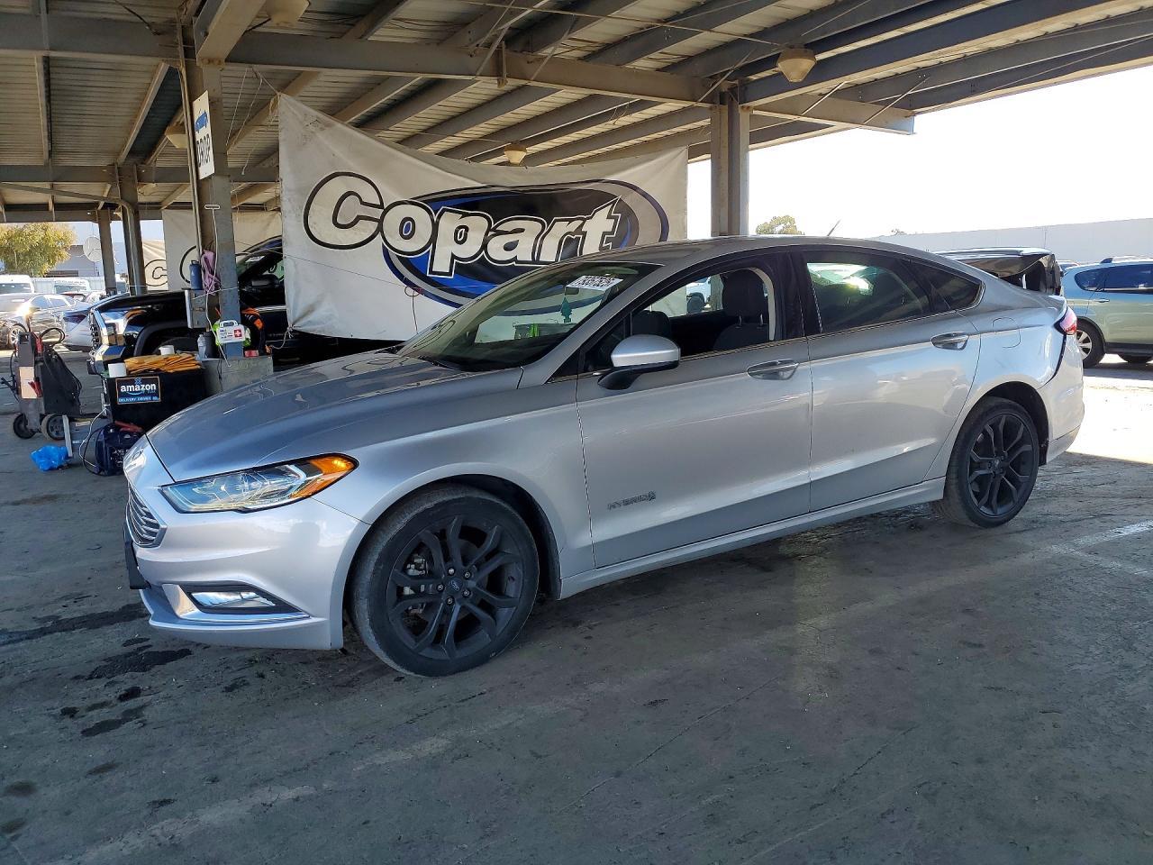2018 Ford Fusion se Hybrid