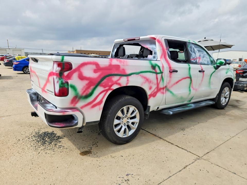 2024 Chevrolet Silverado C1500 Custom