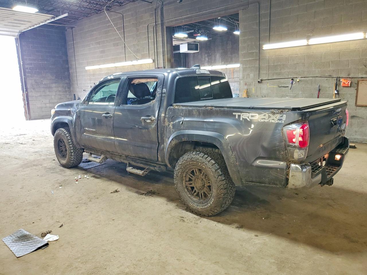 2023 Toyota Tacoma TRD OFF-Road