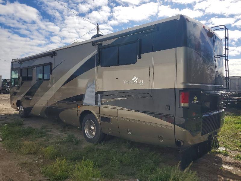 2005 Freigliner Chassis