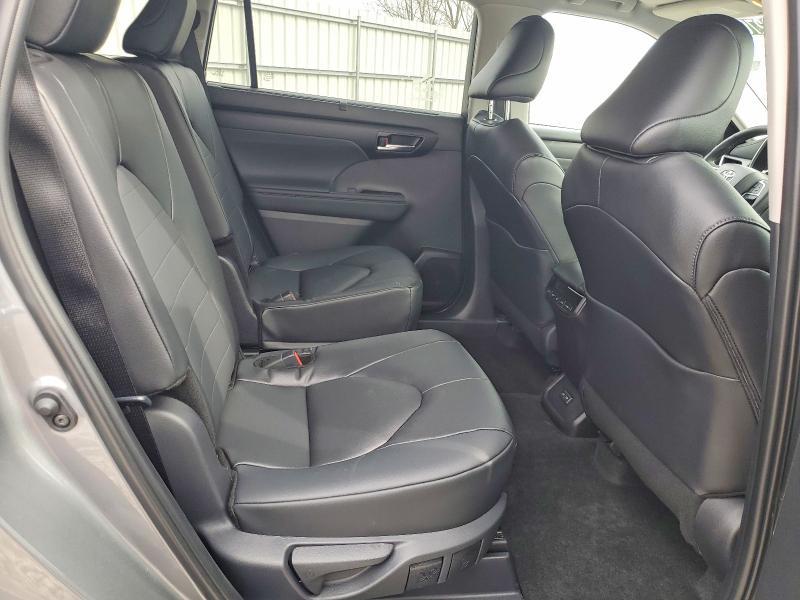 2026 Toyota Highlander xle