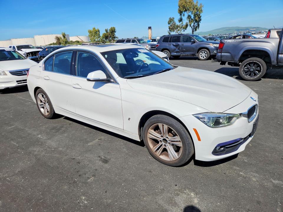 2018 BMW 330e