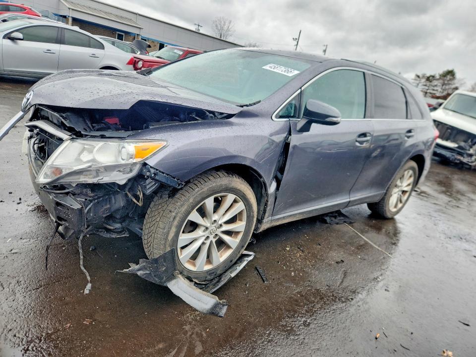 2015 Toyota Venza le