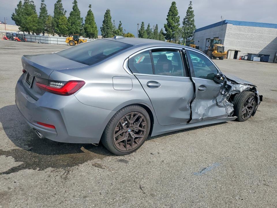 2025 BMW 330xi
