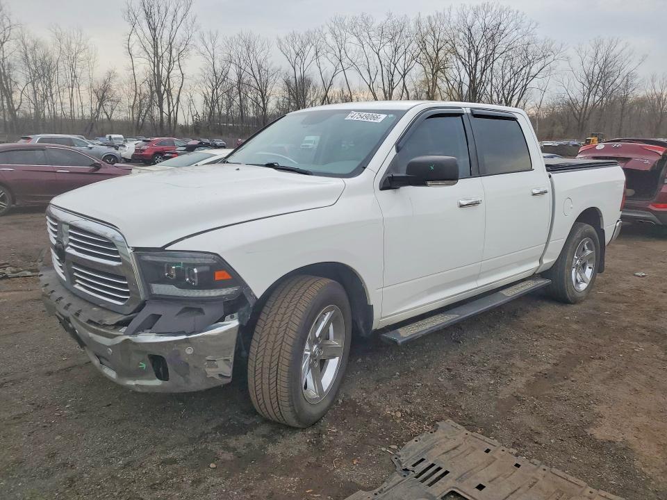 2016 Dodge RAM 1500 SLT