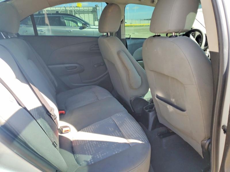 2018 Chevrolet Sonic ls