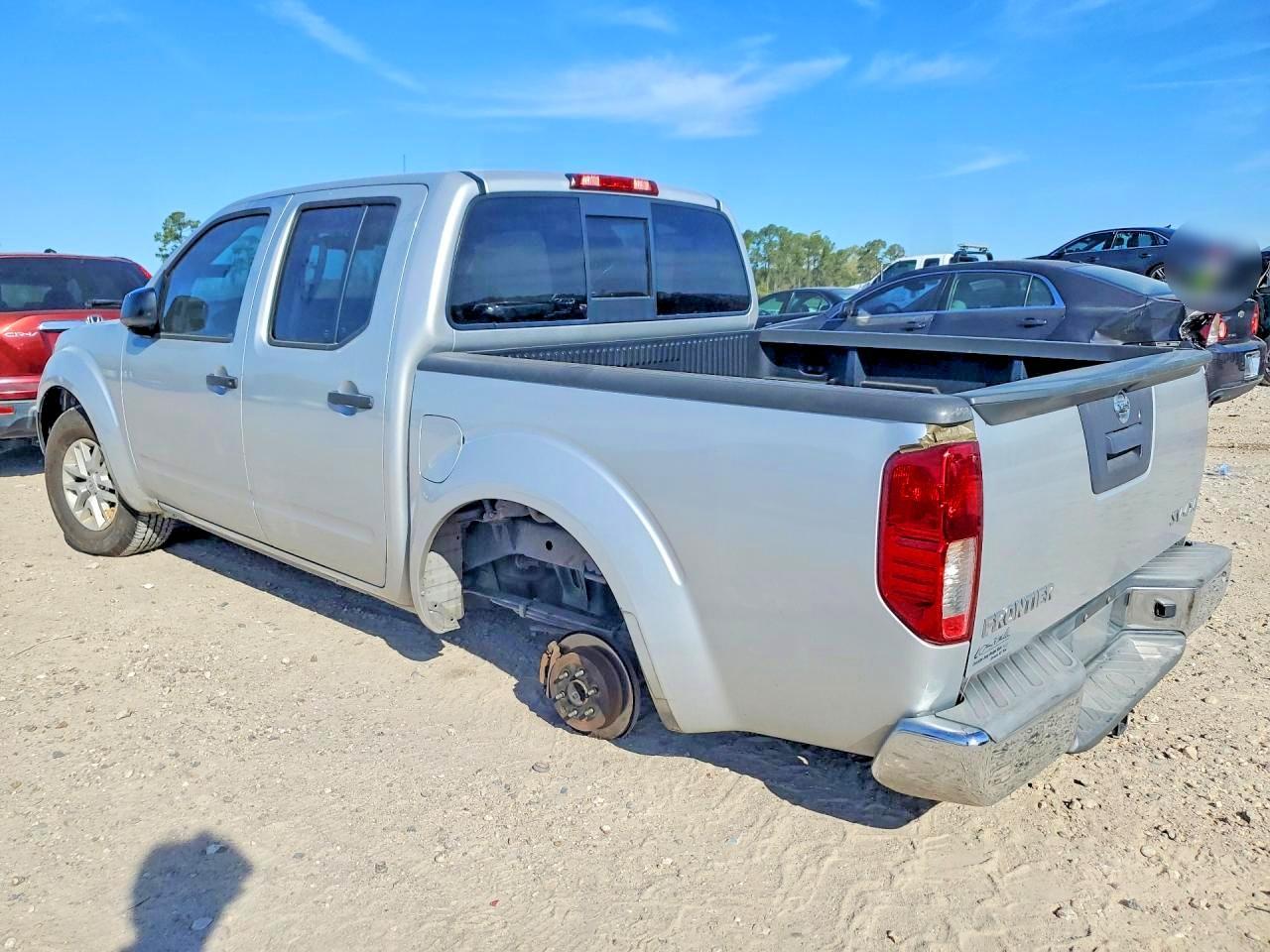 2017 Nissan Frontier SV
