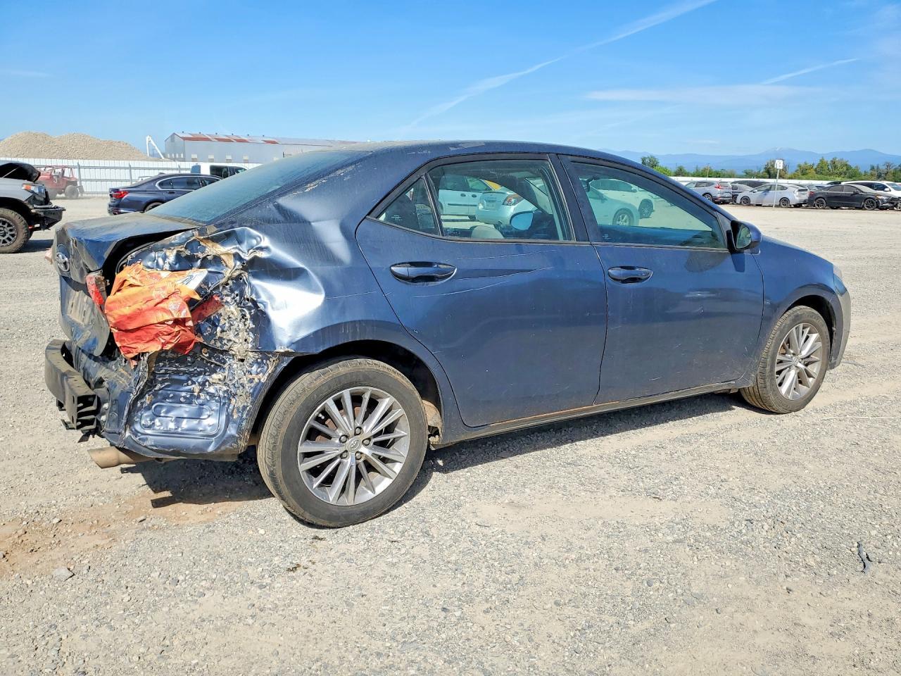 2015 Toyota Corolla le Plus