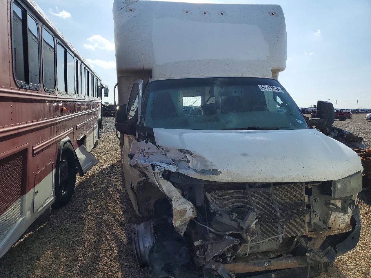2017 Chevrolet Express G4500 Delivery Truck