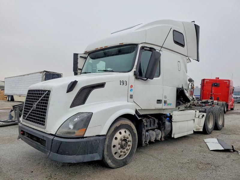 2016 Volvo VNL Semi Truck