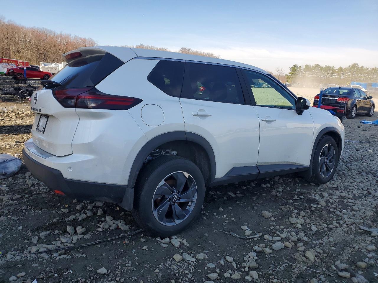 2025 Nissan Rogue sv