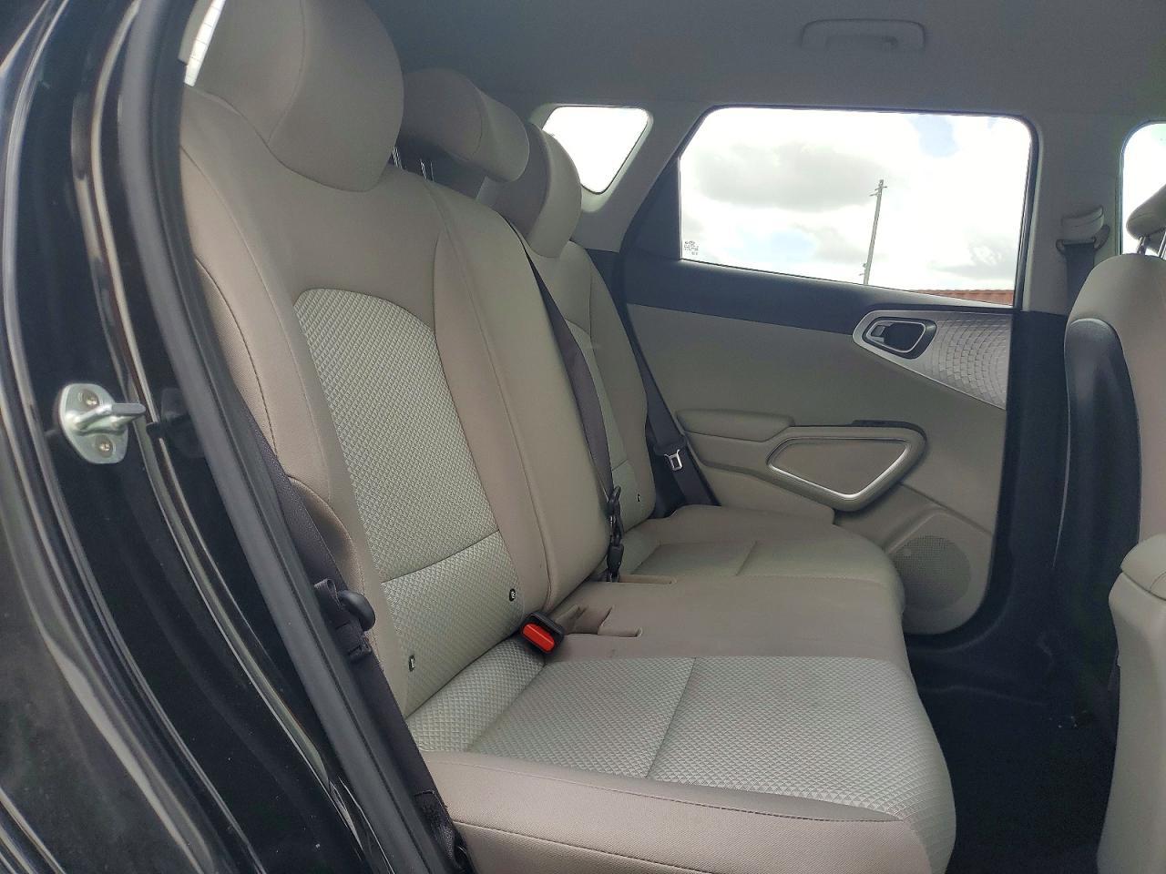 2020 KIA Soul lx