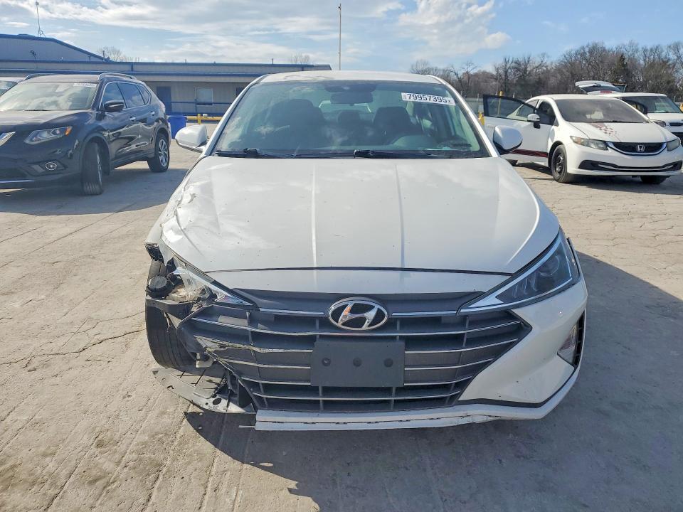 2019 Hyundai Elantra se