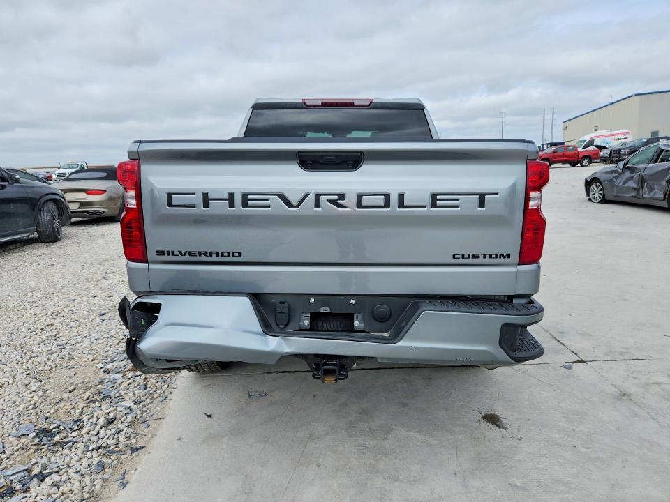 2025 Chevrolet Silverado C1500 Custom