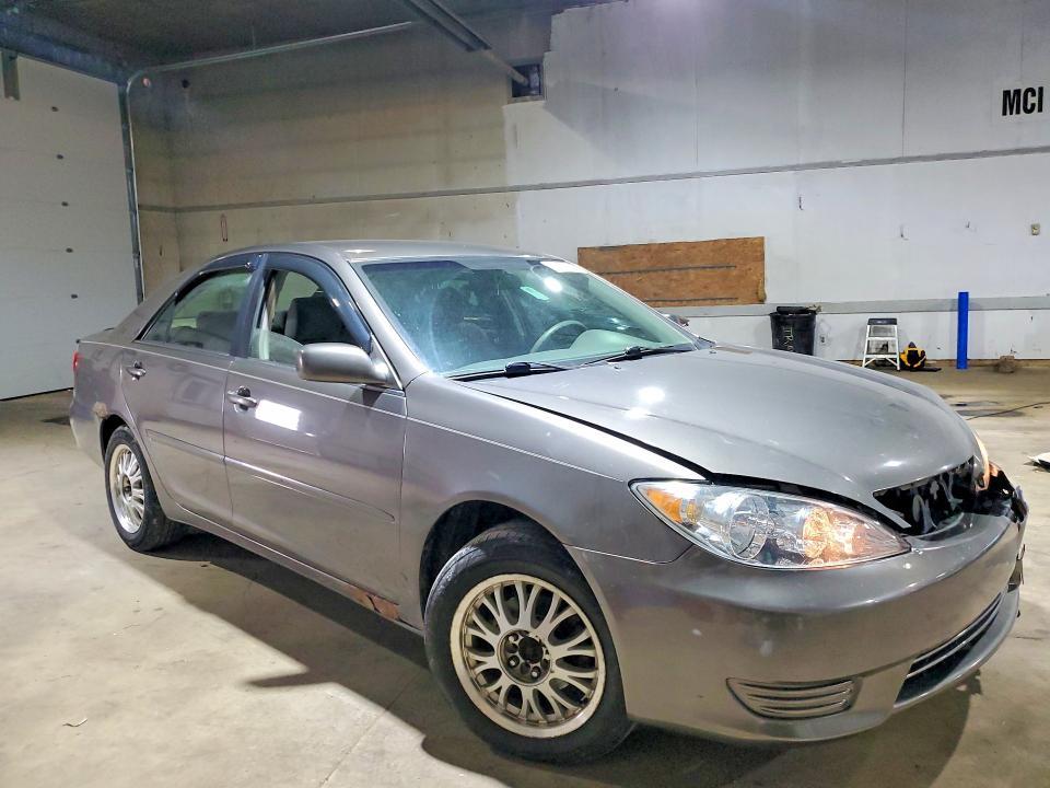 2006 Toyota Camry le