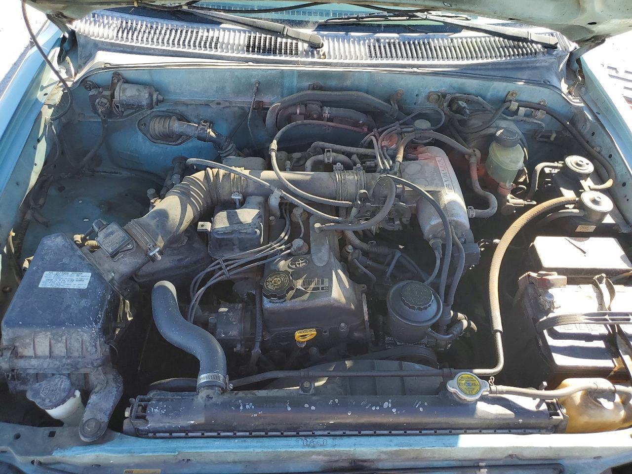 1995 Toyota Tacoma Base