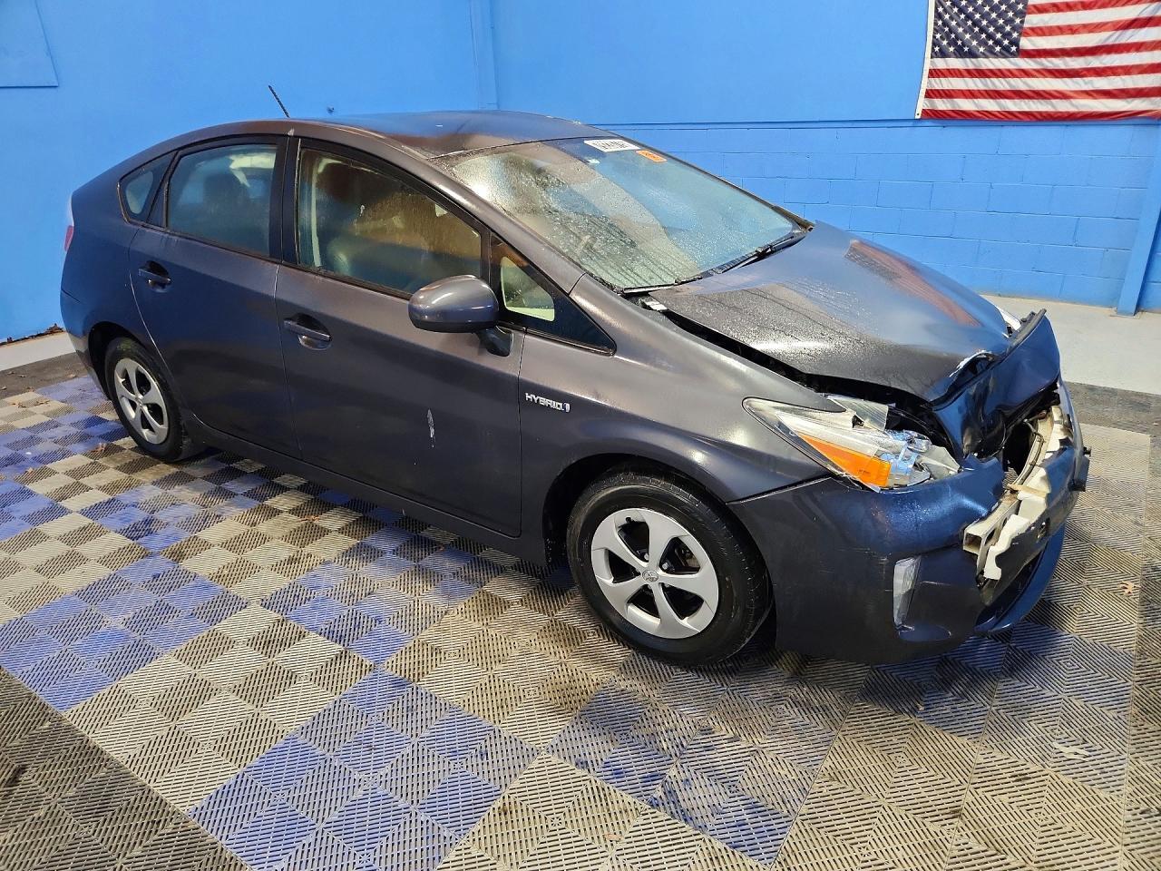 2013 Toyota Prius Four