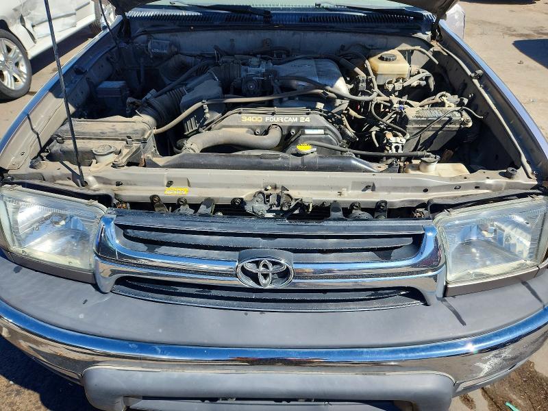 2002 Toyota 4runner SR5