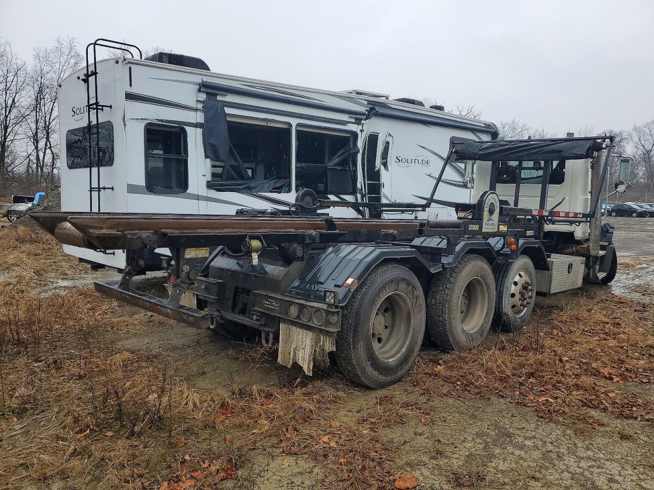 2019 Mack Granite