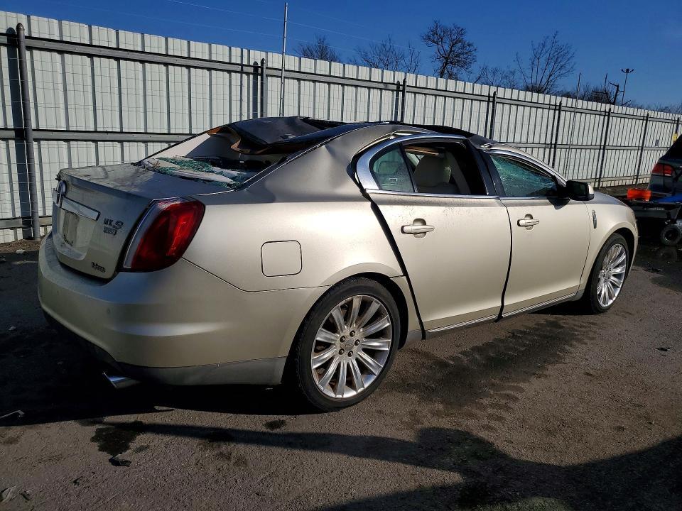 2010 Lincoln MKS