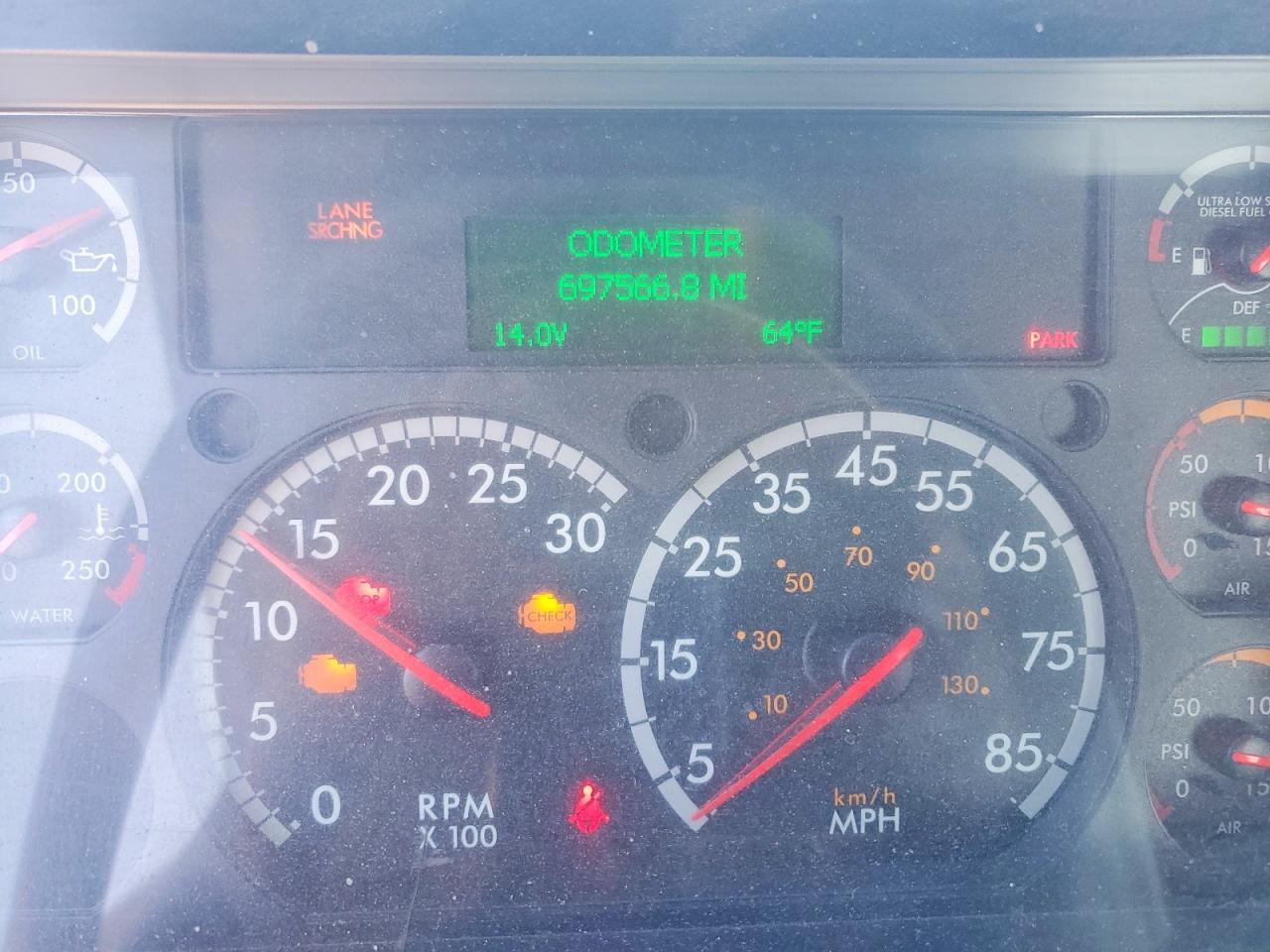 2016 Freightliner Cascadia 125 Semi Truck