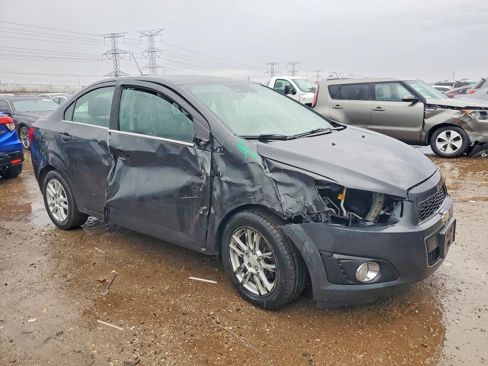 2016 Chevrolet Sonic lt
