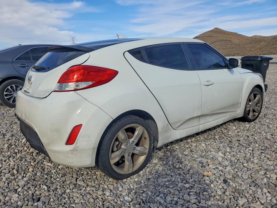2014 Hyundai Veloster Base