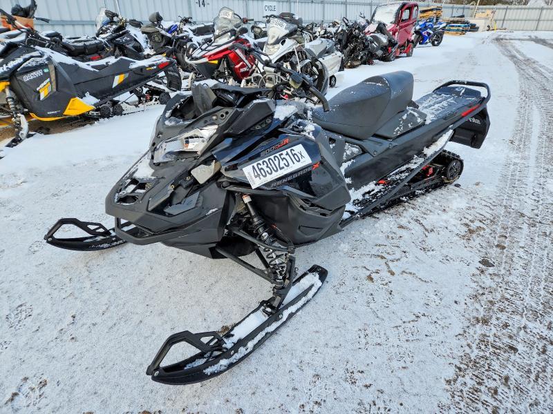 2022 Skidoo Snowmobile